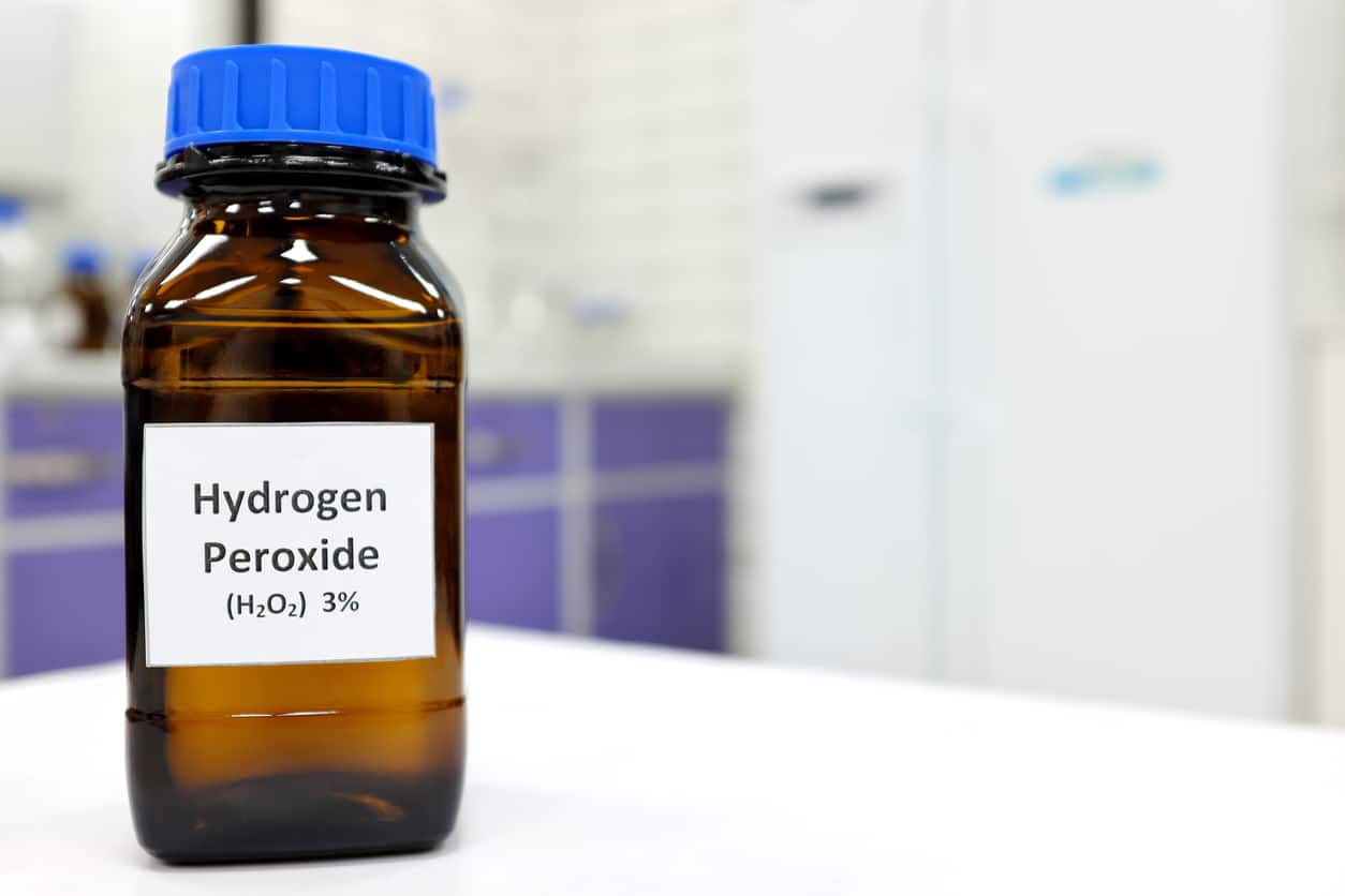 Hydrogen peroxide to whiten teeth