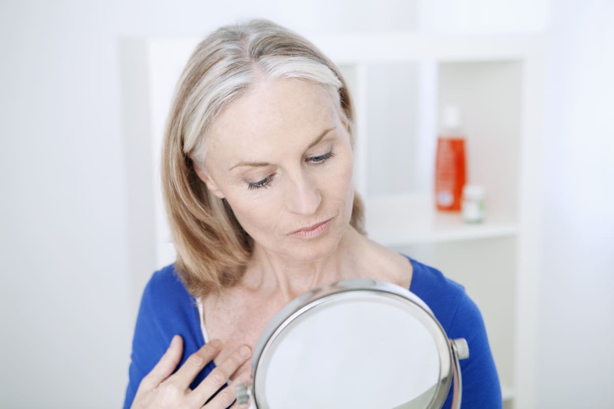 Neck wrinkles SiO Beauty Feature