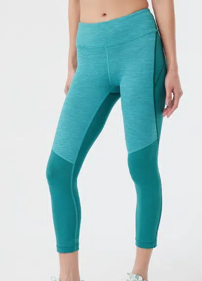 Move Free 3/4 Legging