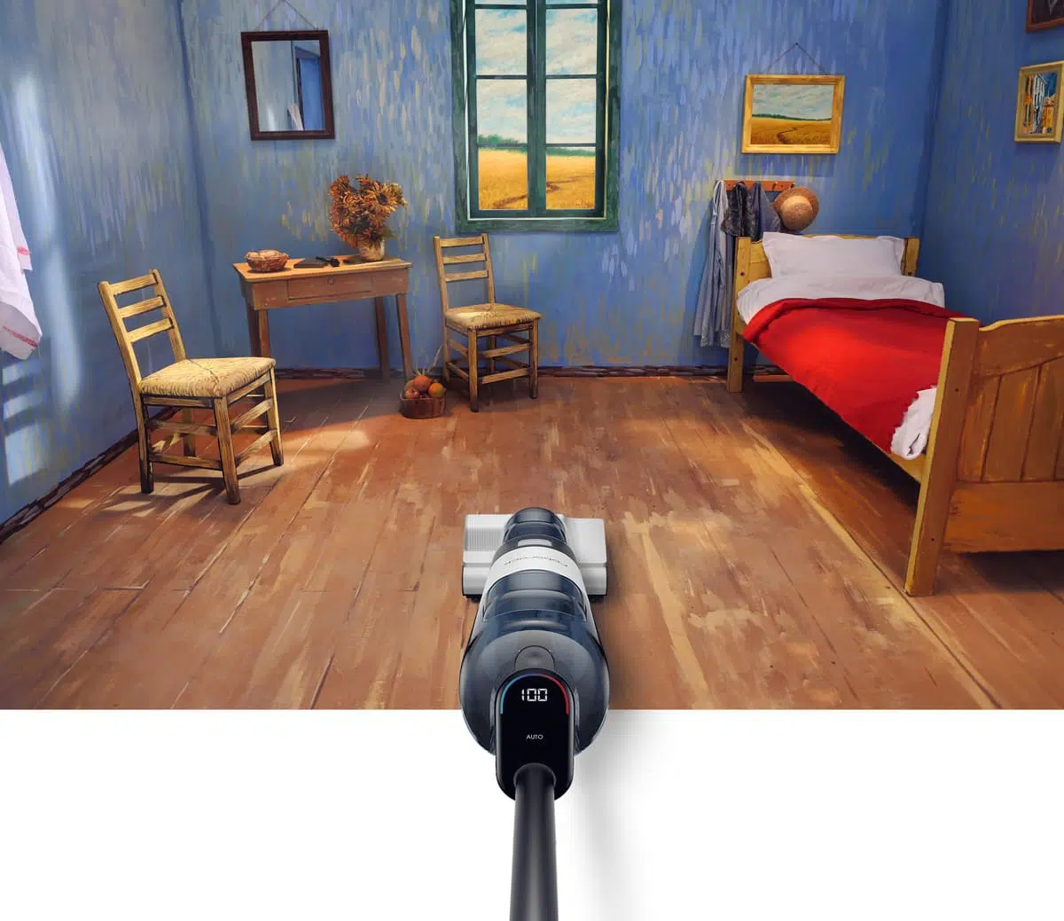 Roborock vacuuming a room new (1)
