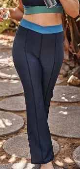 The Cross-Waist Straight-Leg Leggings