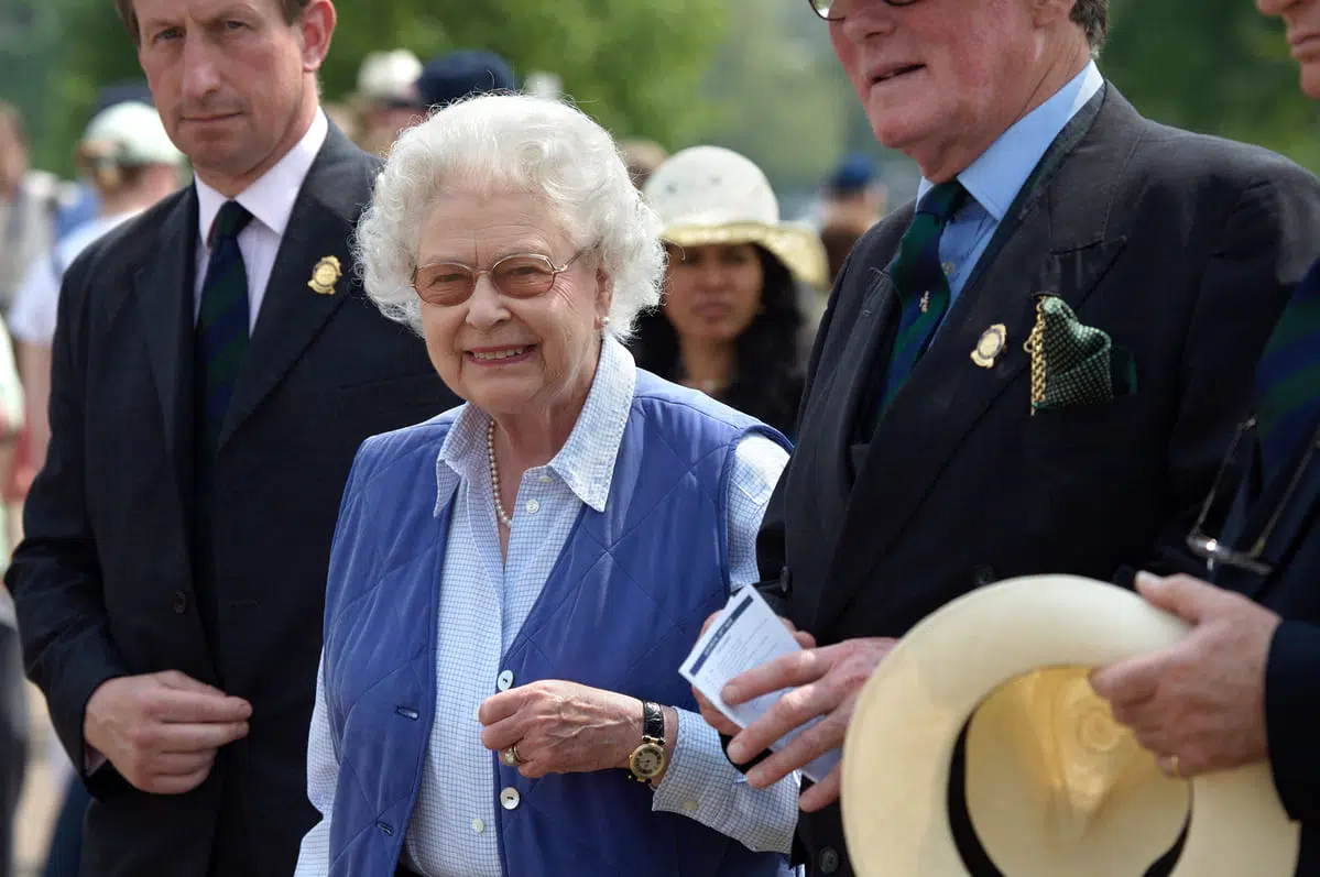 The queen dressed casually