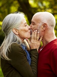 How to Get a Guy to Kiss You