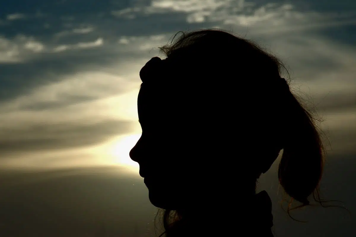 Satori face with light