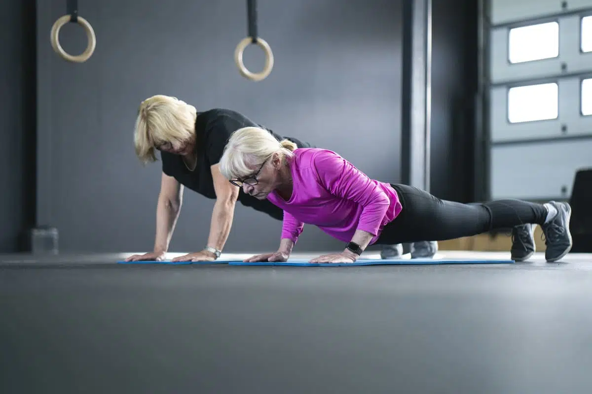 women doing pushups