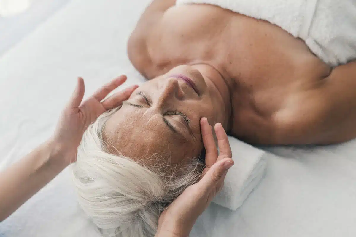 Adrenal gland massage