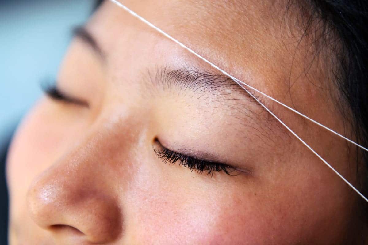 eyebrow threading