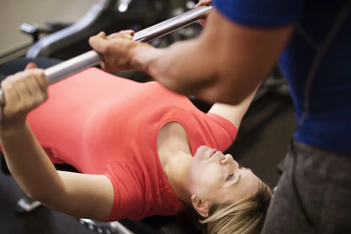 bench press for metabolism-boosting exercises