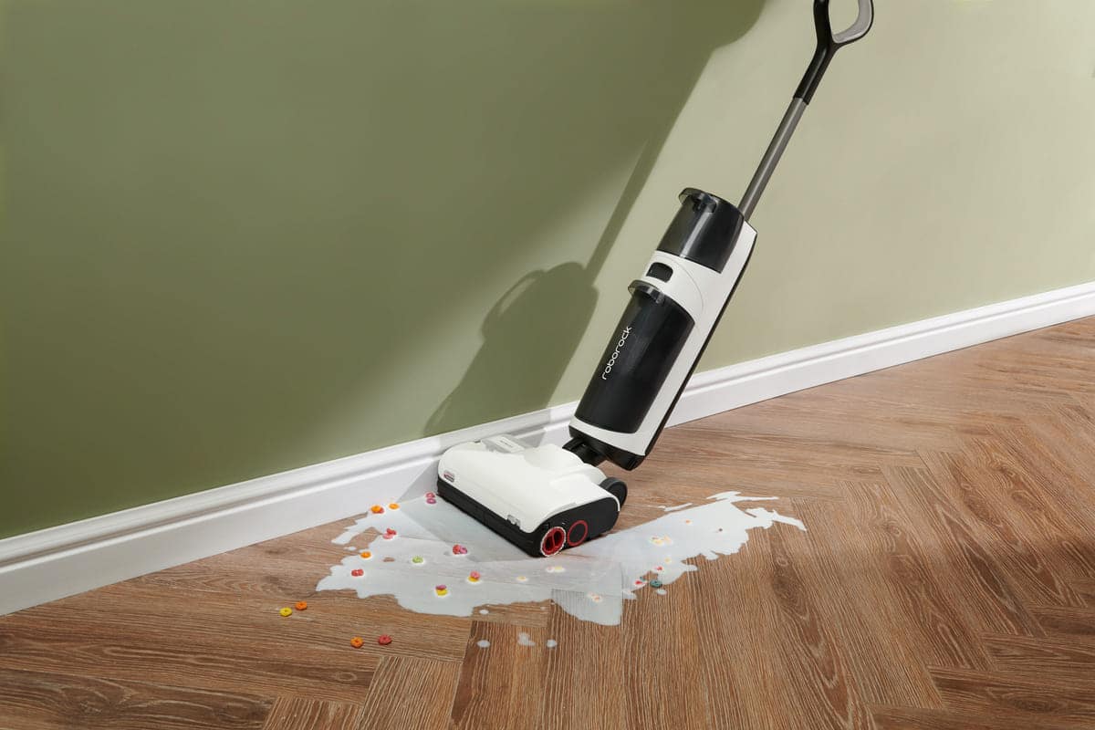 Dyad Pro cleaning up a milk spill