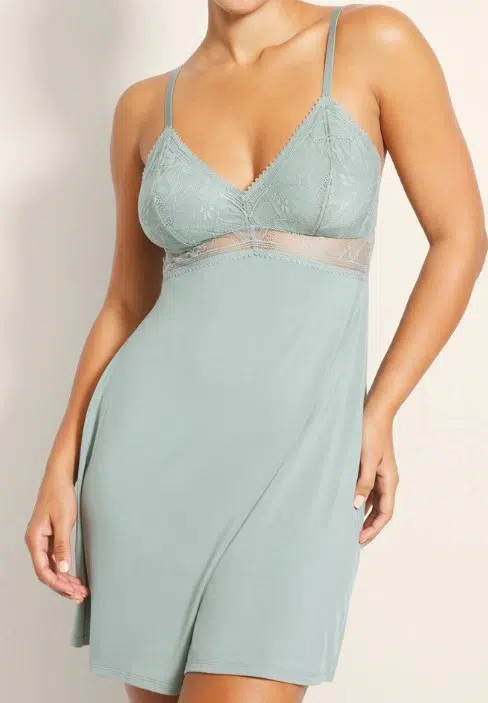 5 Tips for Buying Sexy Lingerie for Women Over 50