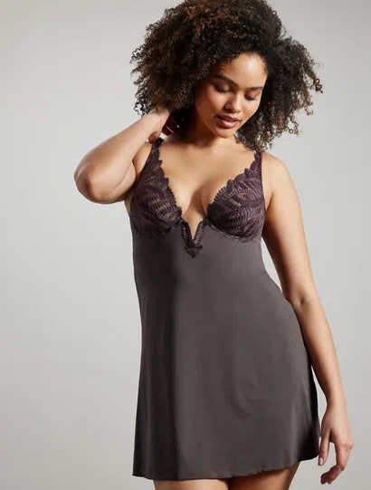 5 Tips for Buying Sexy Lingerie for Women Over 50