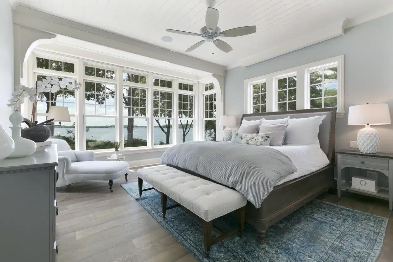 Beautiful bedroom windows and ceiling fan