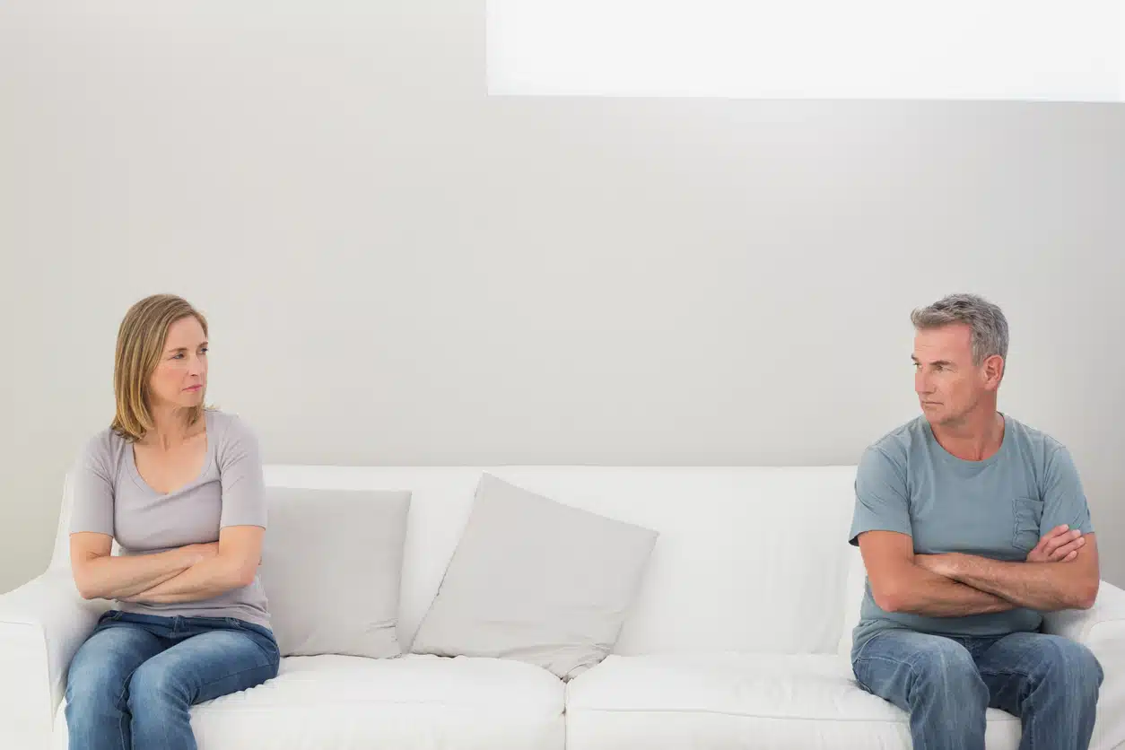 No communication, couple doesn't talk, divorce