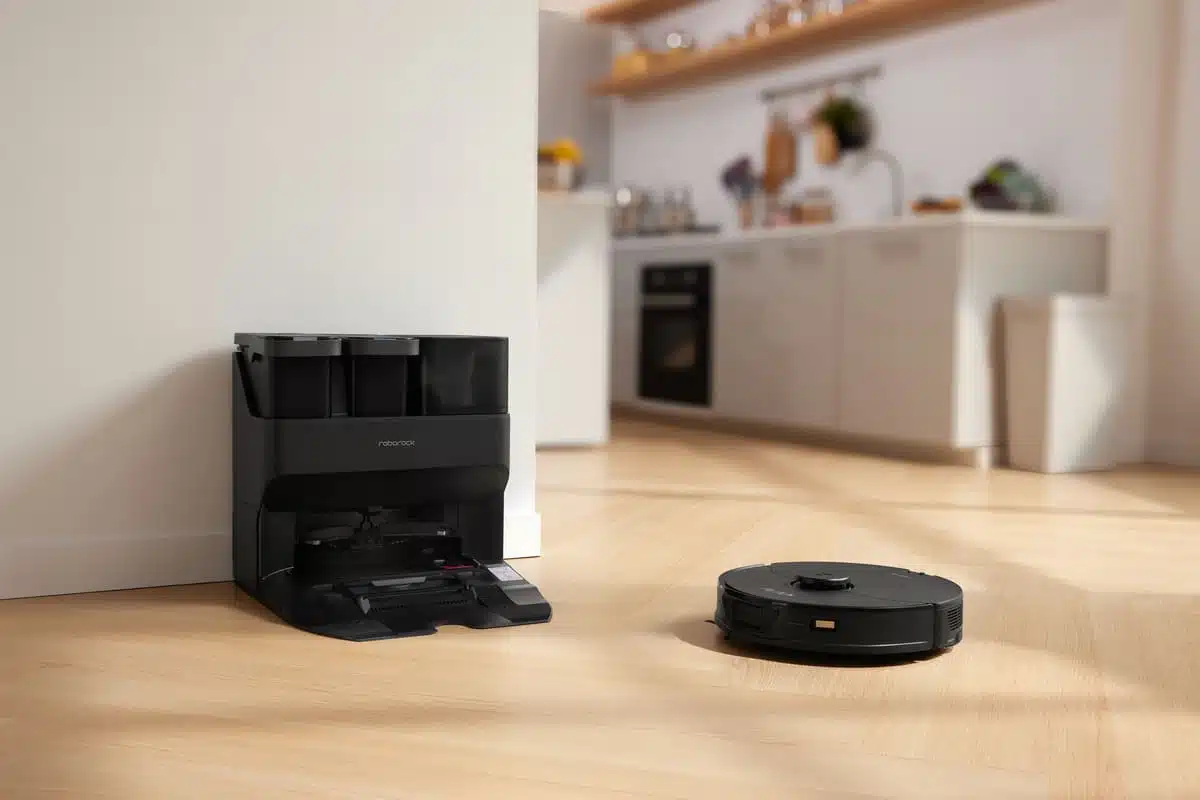Roborock and docking station