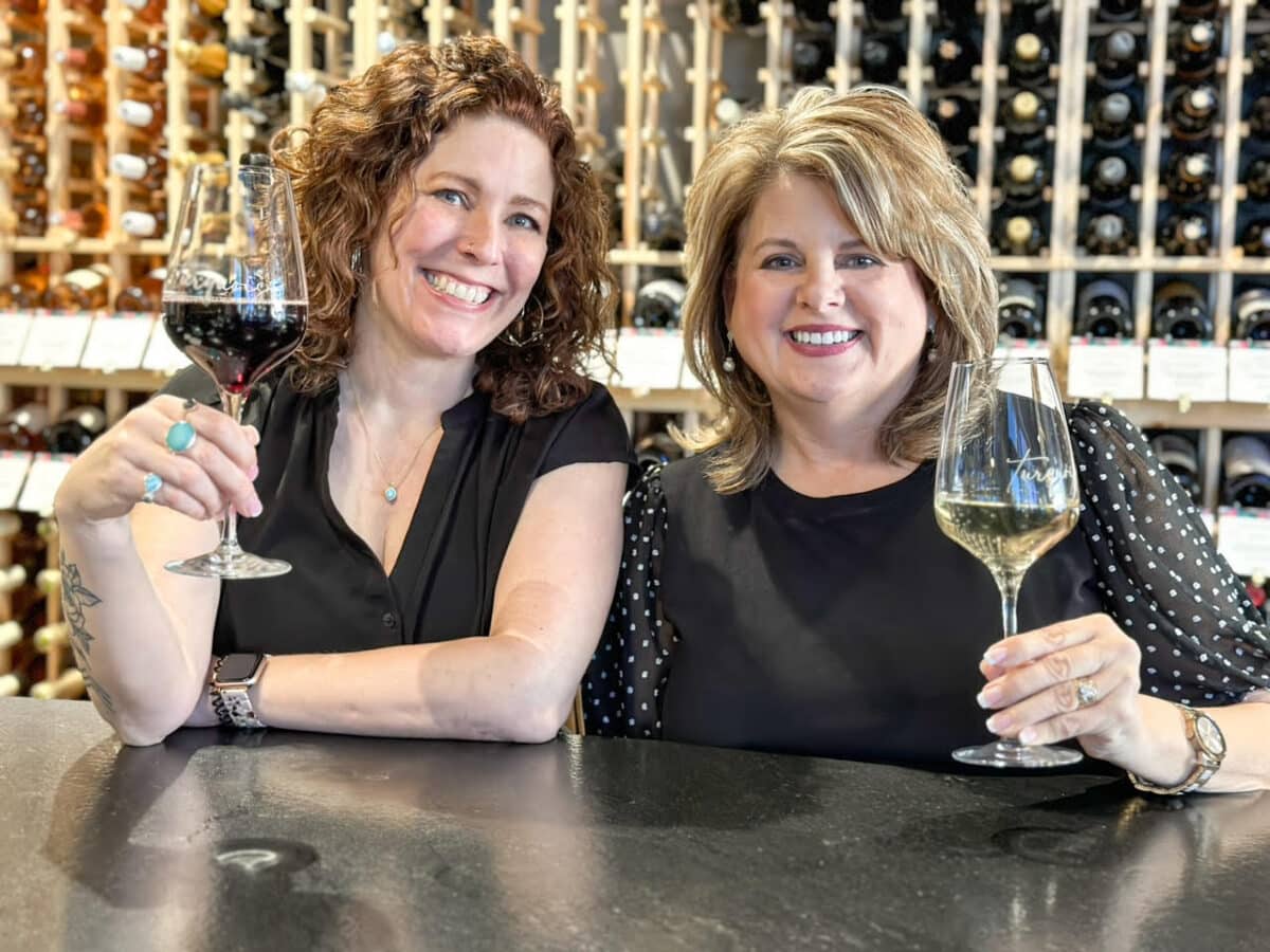 Jen Sinconis (left) Laura Hernandez (Right) Turquoise Wine Cellar Arizona headshot