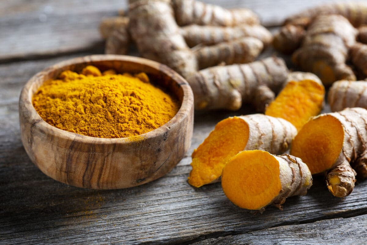 Turmeric or curcumin powder and root