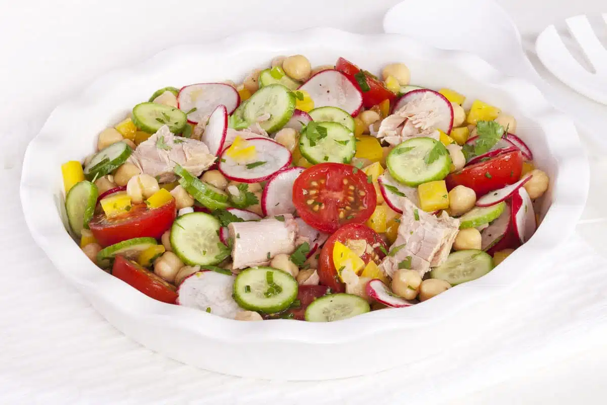 Chickpea and Tuna Salad