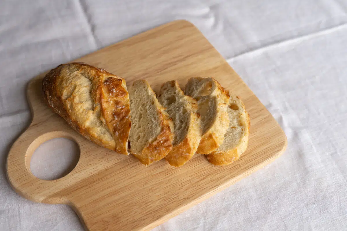 Sliced french bread