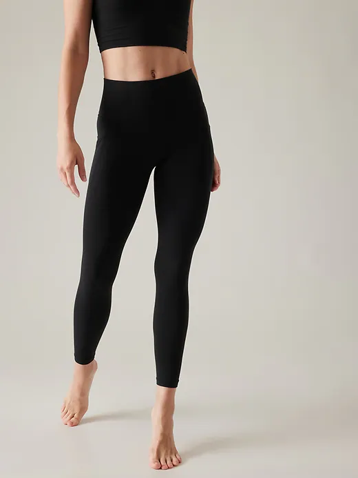 Athleta Salutation Stash 7/8 Tight