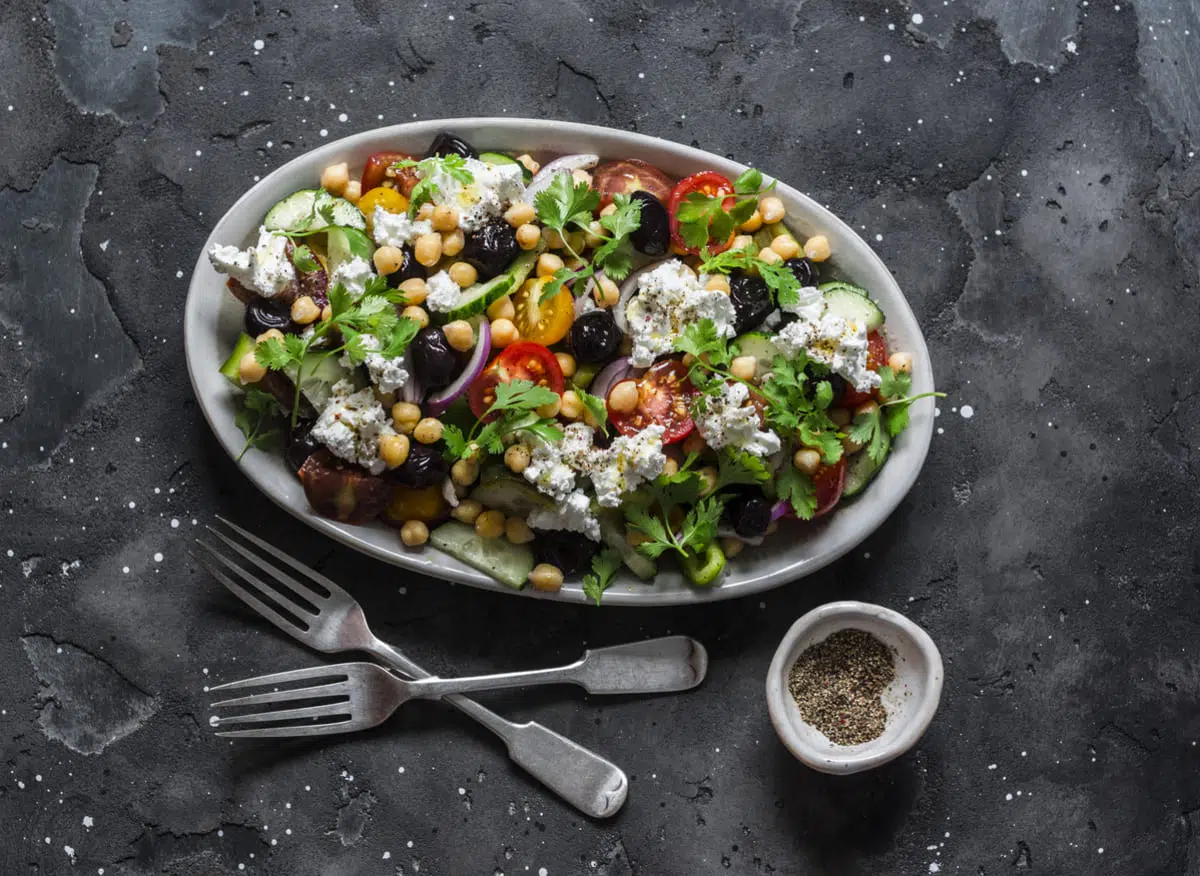 Greek Salad with Chickpeas