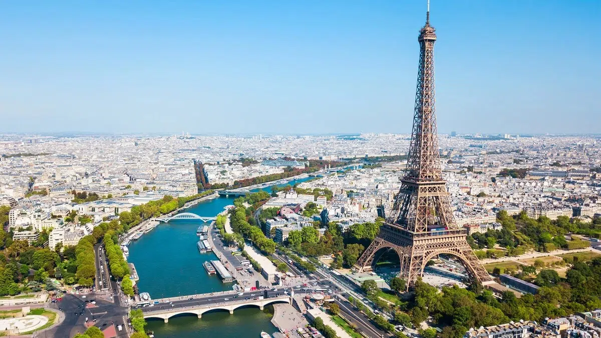 Aparthotel Adagio Paris Montmartre - Luxury Escapes