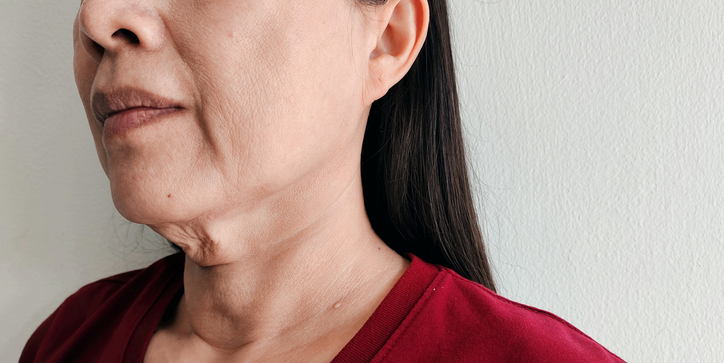 Jaw exercises for a sagging neck