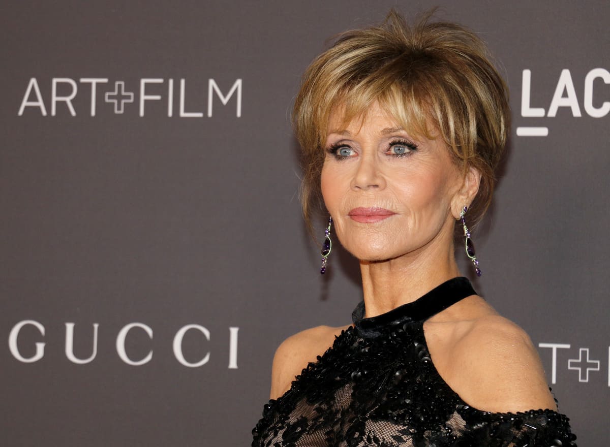 Jane fonda bangs