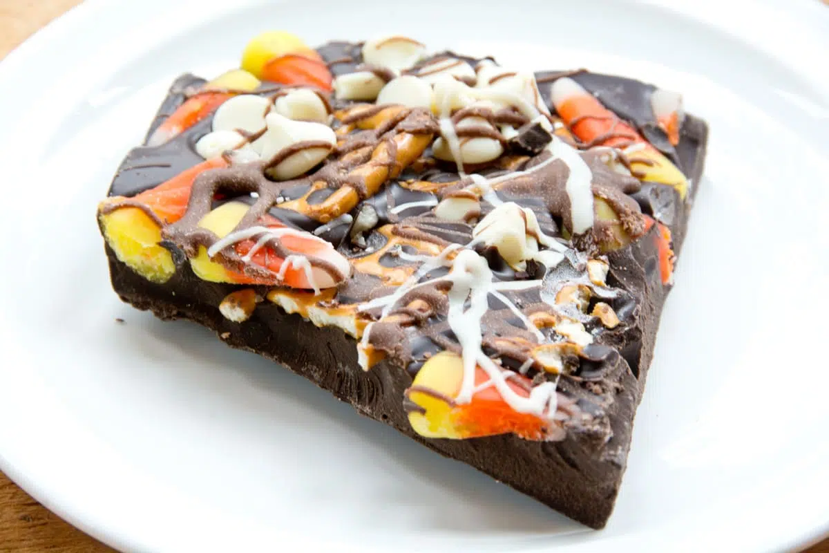 Ghostly White Chocolate Bark