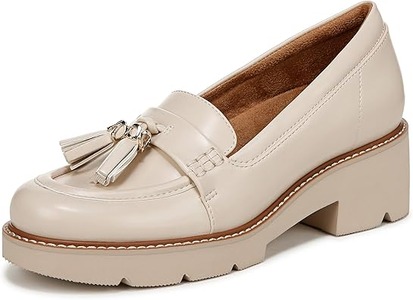 Naturalizer Women's Committed Loafer