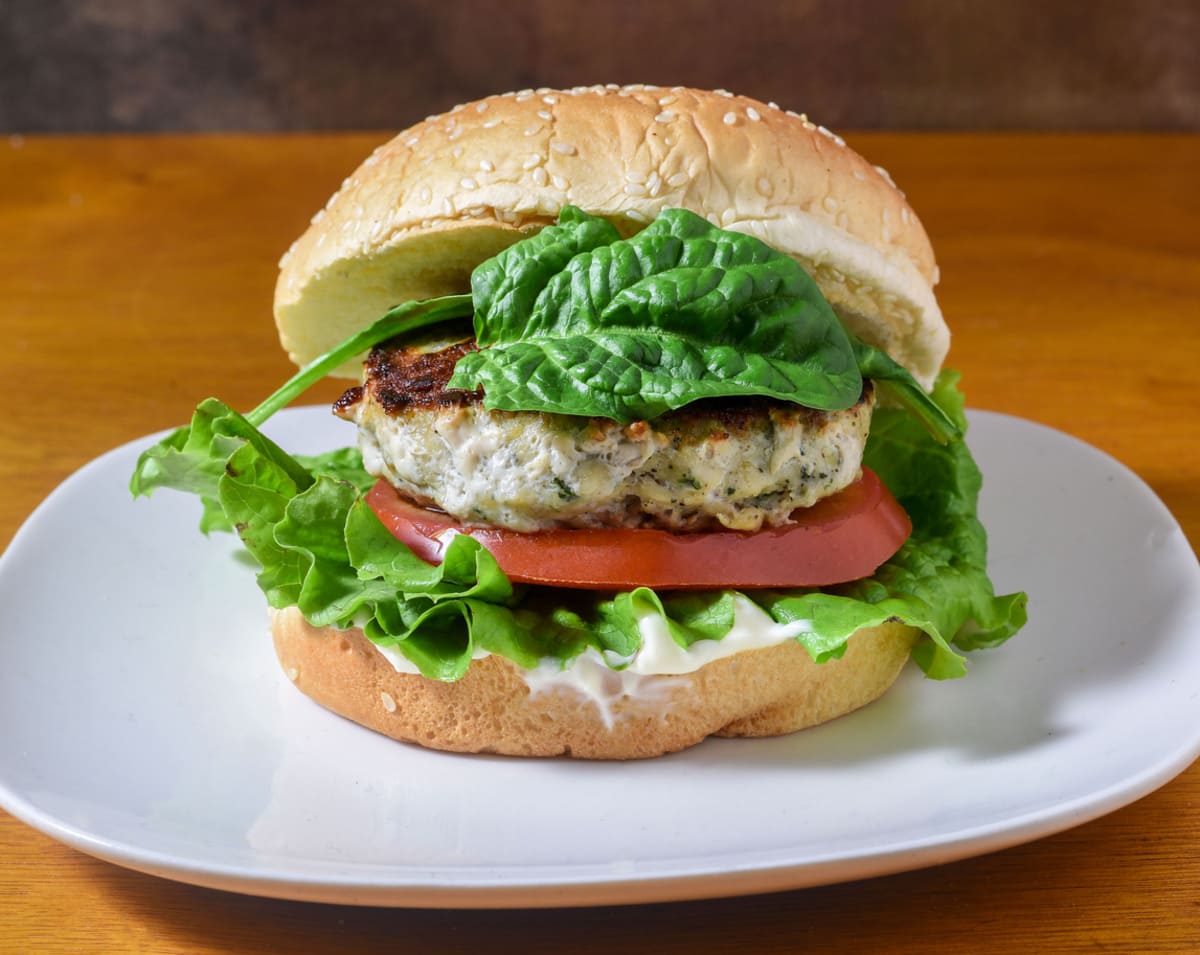 Turkey Spinach Sliders with Greek Yogurt Aioli