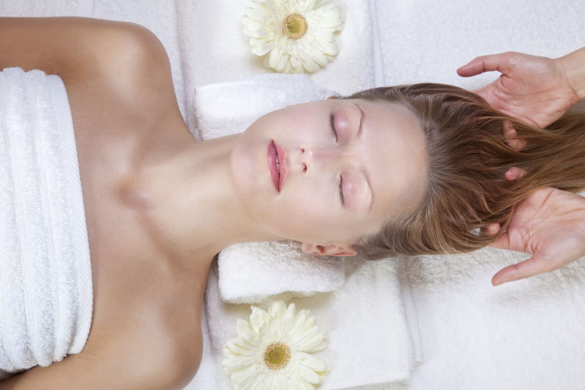 hydrafacial for scalp feature