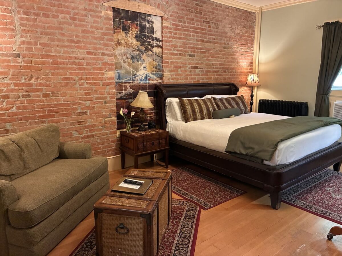 Chamberlin Inn